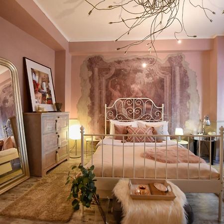 Magic Studio - A Central Fairytale Experience Bukarest Exterior foto