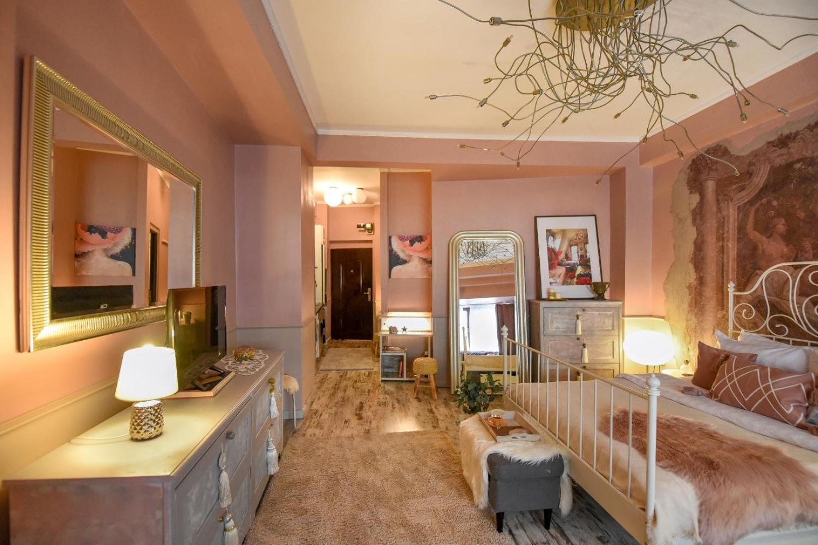 Magic Studio - A Central Fairytale Experience Bukarest Exterior foto