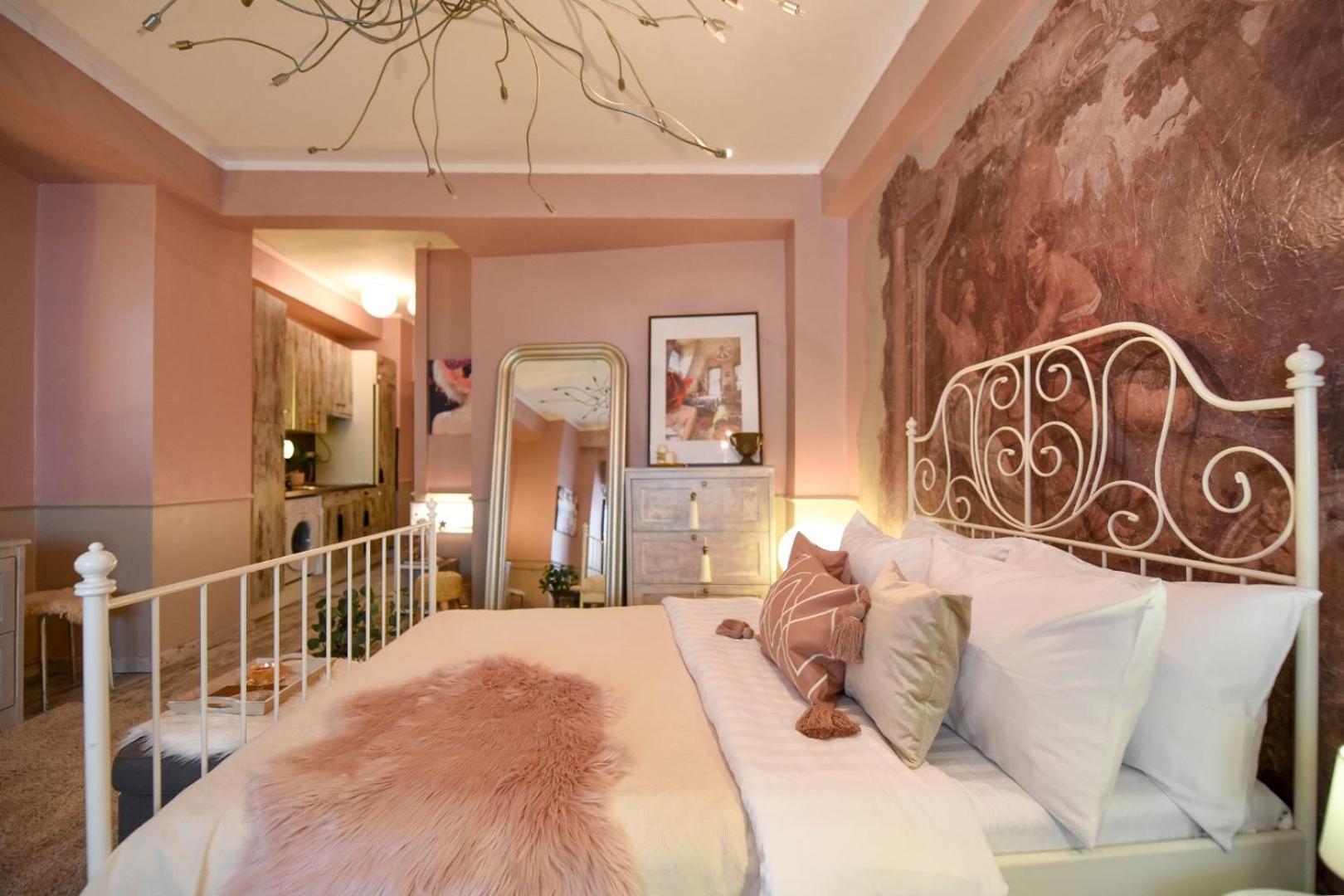 Magic Studio - A Central Fairytale Experience Bukarest Exterior foto