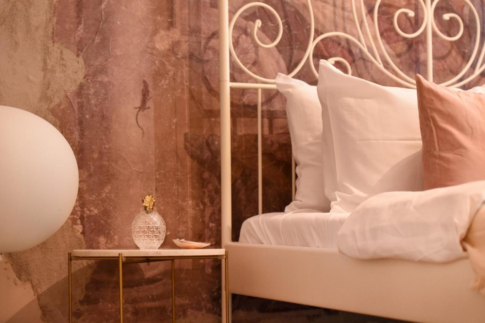 Magic Studio - A Central Fairytale Experience Bukarest Exterior foto